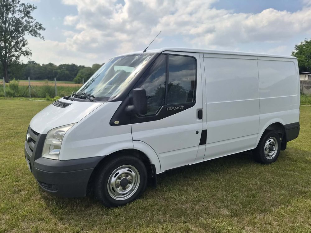 Ford Transit 2011