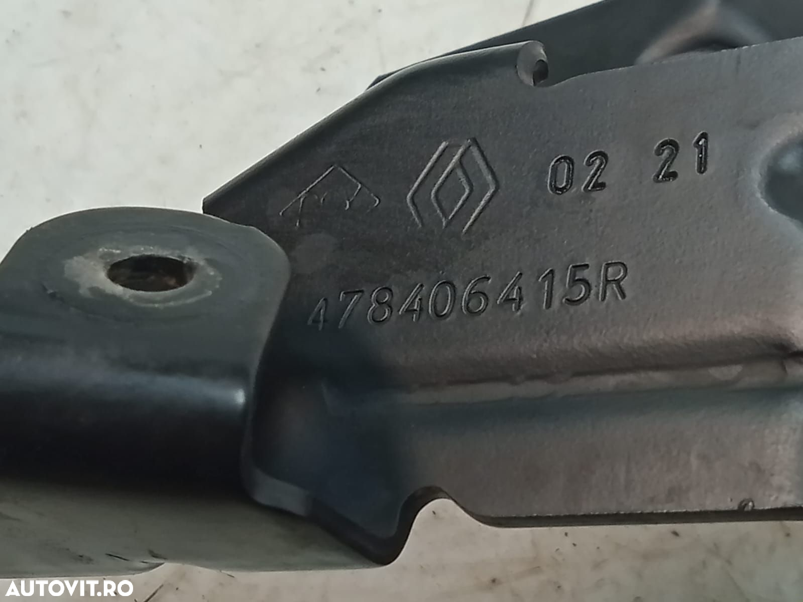 Suport pompa abs 478406415r Dacia Logan 3  [din 2020 pana  2022] - 2