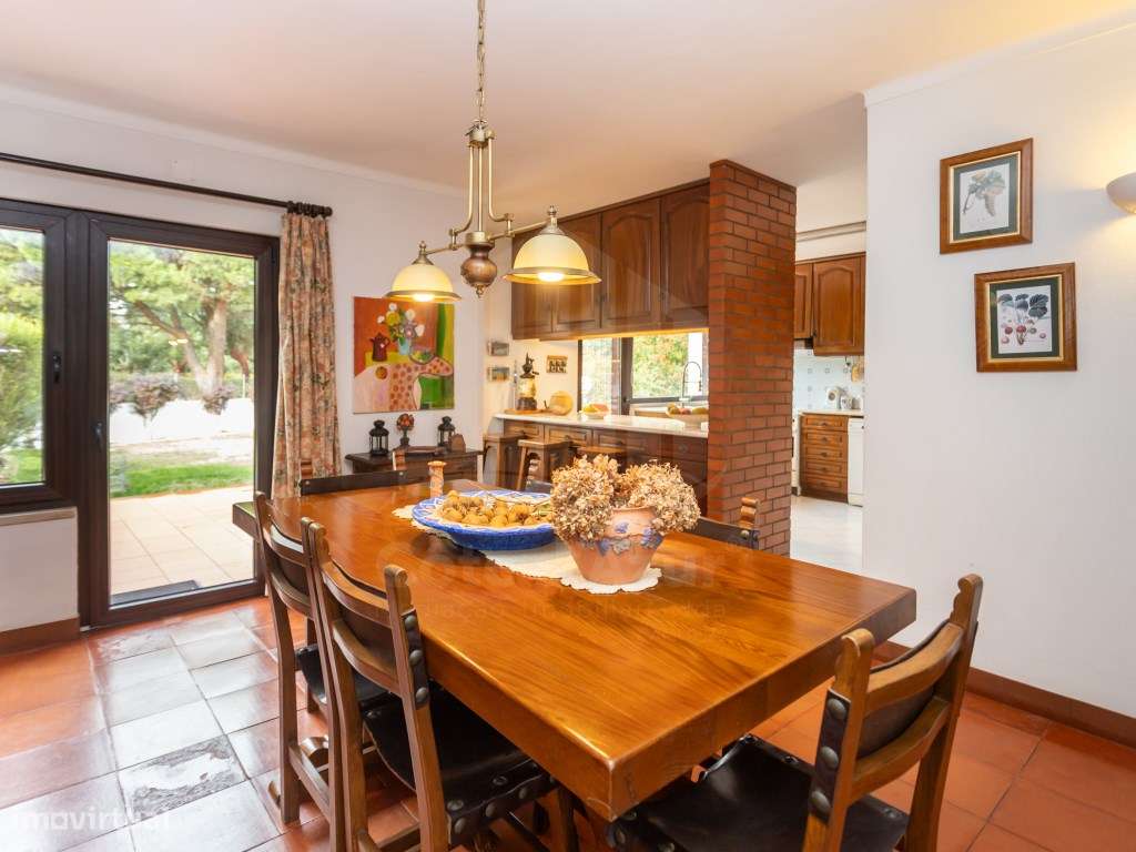 Moradia T4 em Alto das Vinhas-25