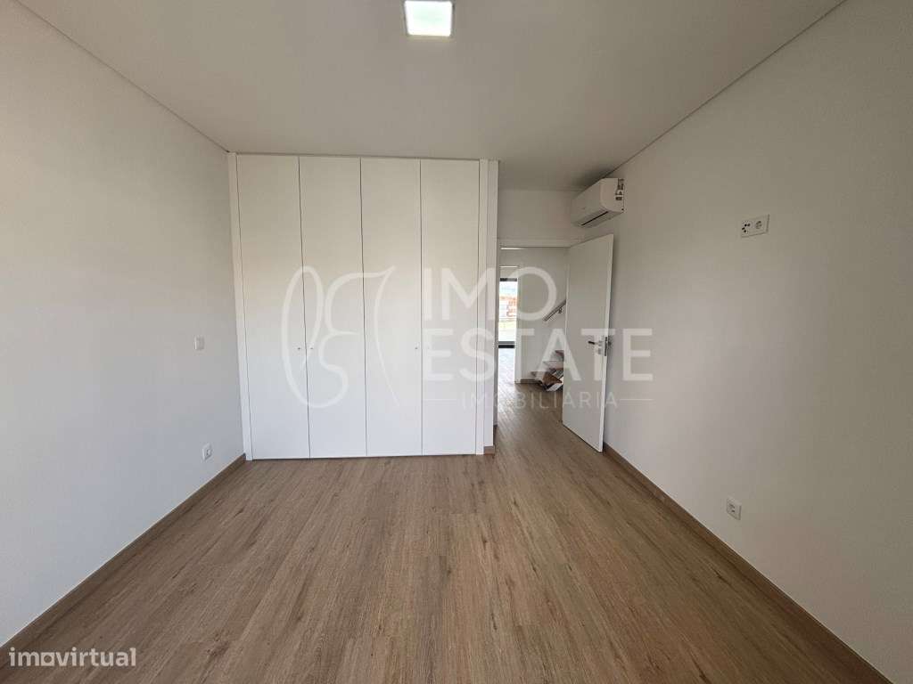 Apartamento T3 Duplex Condeixa-14