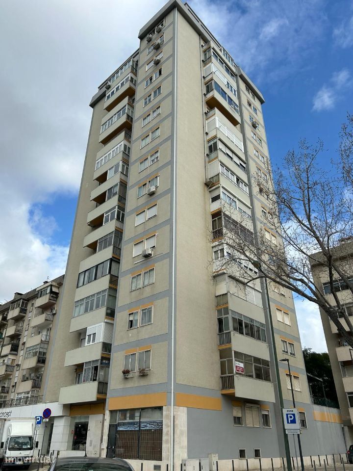 Apartamento, para venda, Lisboa - S. Domingos de Benfica