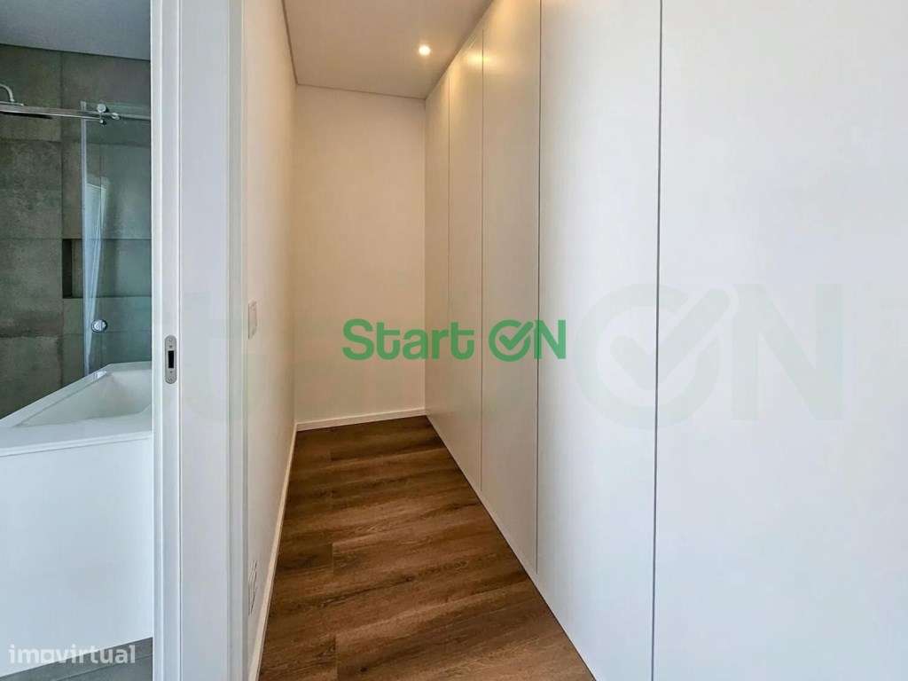 Exclusiva Moradia T3+1 Contemporânea com Piscina Privada-24
