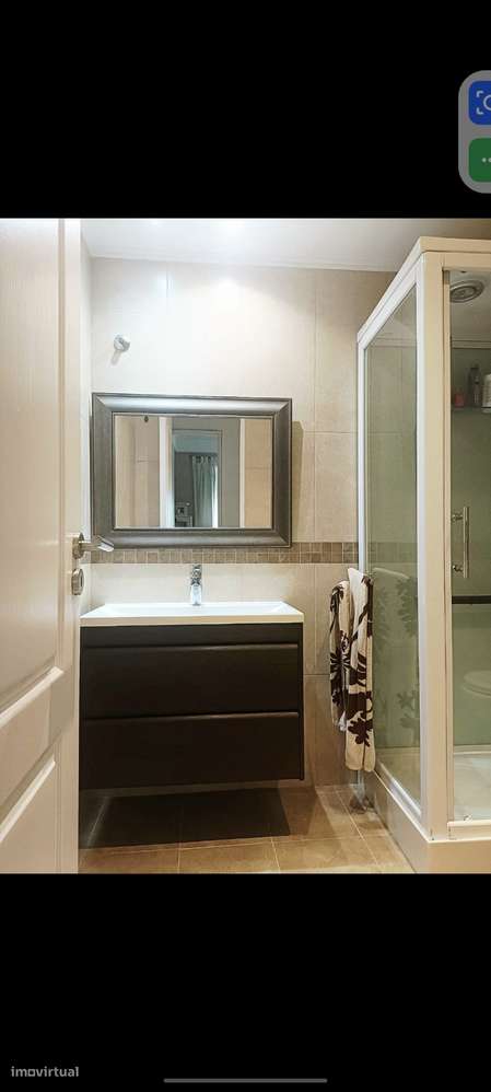 T3 todo remodelado no coração da cidade de Lisboa em Campo grande-14