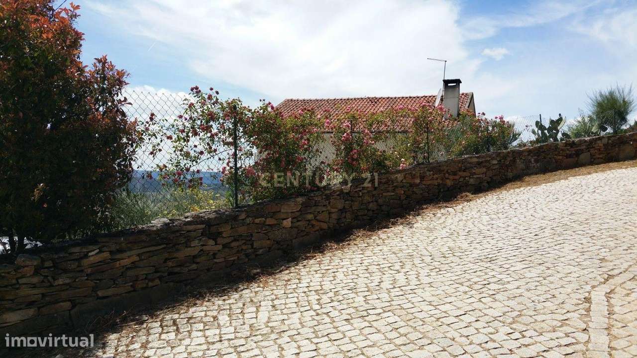 Moradia T3 em Franco, Mirandela com terreno de 29.027 m2 - Grande imagem: 4/10