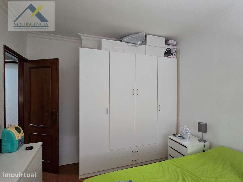 Apartamento T2 com Arrecadação no Vale do Cobro em Setúbal-16