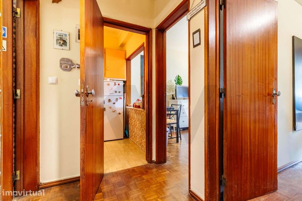 T1 para Venda em Rio de Mouro | Próximo da Estação e Serviços-20