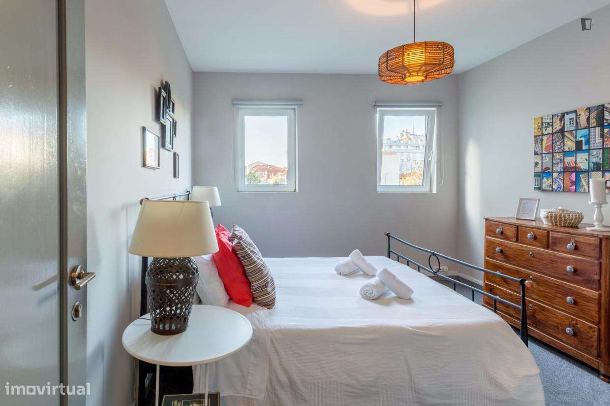 Quarto - localizado em Cedofeita Porto - Grande imagem: 2/7