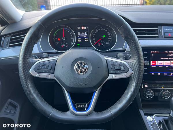 Volkswagen Passat 1.4 TSI Plug-In-Hybrid GTE - 32