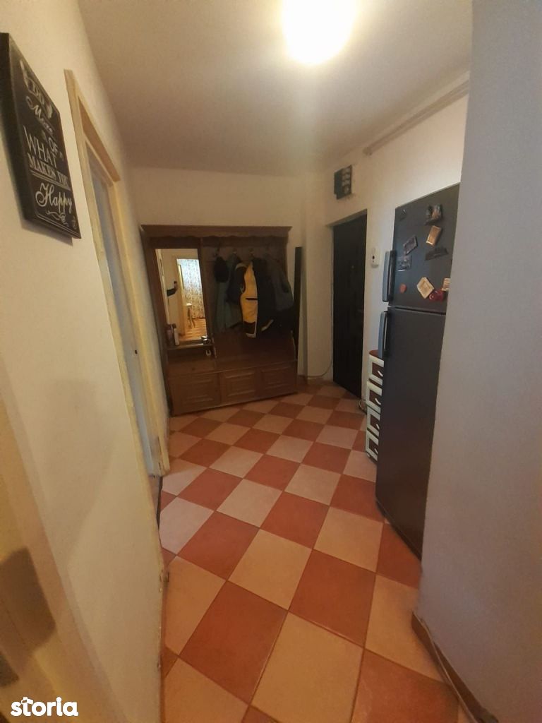Apartament 3 camere pe calea Bucuresti