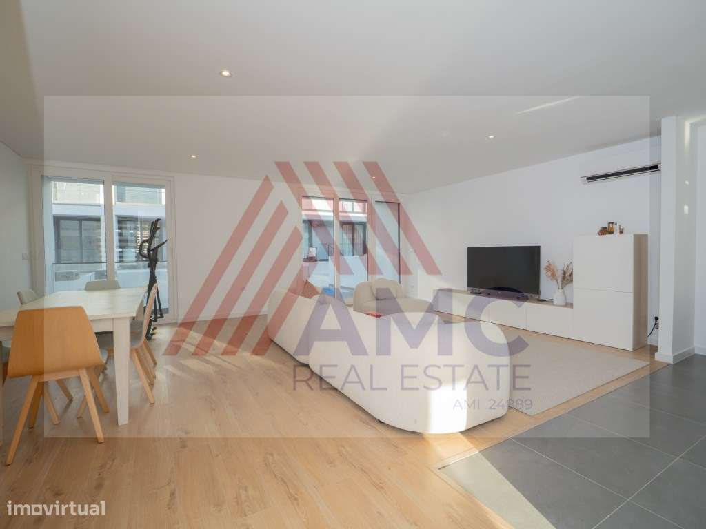 VENDE-SE MORADIA T3 NOVA COM PISCINA PRIVATIVA E GARAGEM-16