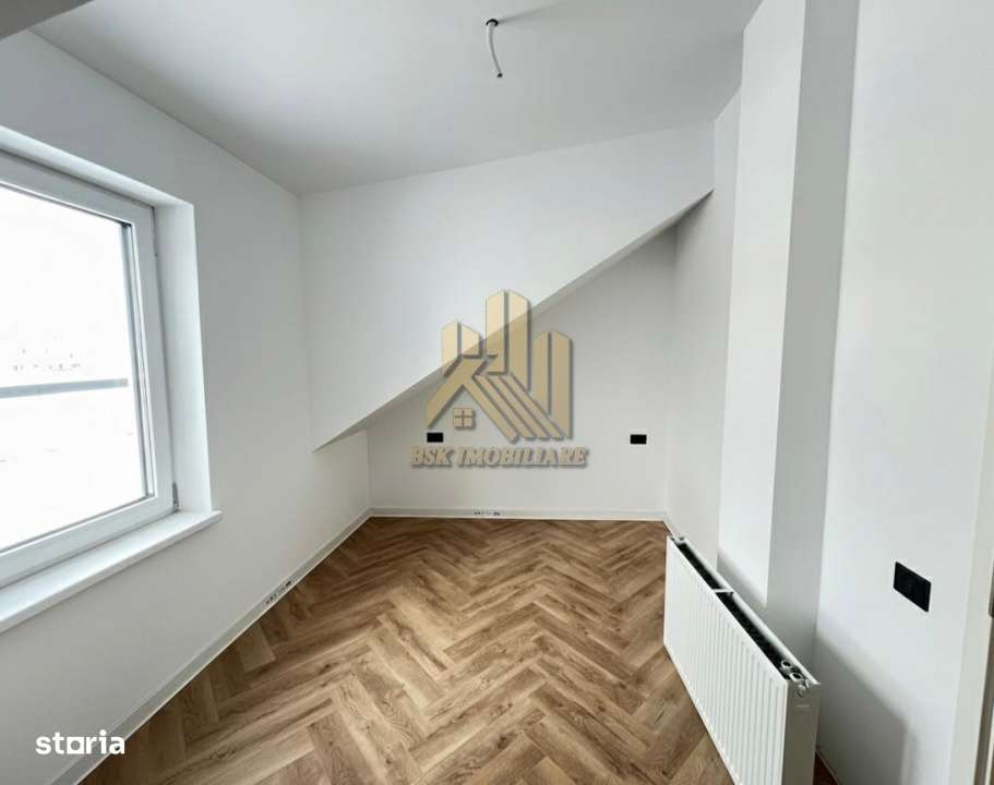 Apartament Penthouse 3 camere Tractorul - Imagine principală: 4/11