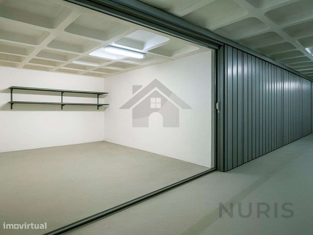 Espaço de Garagem Para Arrendamento na Praia da Rocha, Portimão - Grande imagem: 4/11