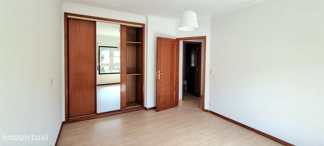Apartamento T2 - Eiras e São Paulo de Frades - Coimbra/Venda-16