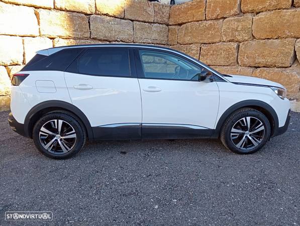 Peugeot 3008 1.5 BlueHDi Allure EAT8 - 2