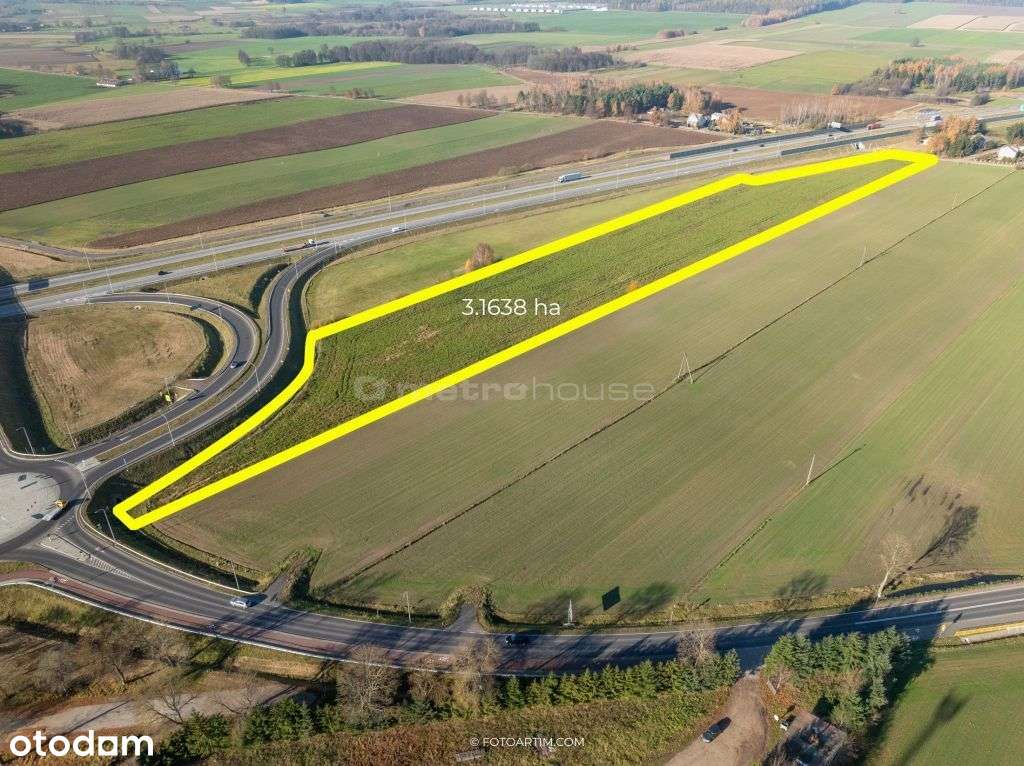 Działka inwestycyjna, objęta Mpzp, przy Dk- S7-4