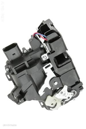 Incuietoare usa fata / actuator inchidere centralizata stanga dreapta Volkswagen Passat B5, B5.5, Golf 4, Bora, Lupo 1, New Beetle, Skoda Octavia 1, Superb 1, Seat Arosa, Leon, Toledo 2 - 1