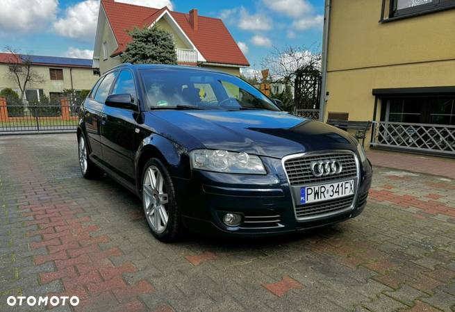 Audi A3 2.0 FSI Ambition - 1