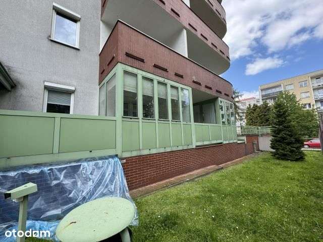 M-3 Mokotów z tarasem, garażem i komórką.-16