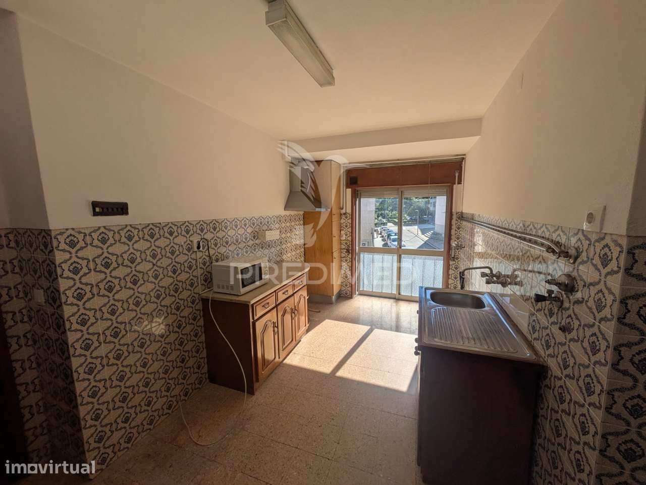 Apartamento T2 c/ arrumos - Grande imagem: 3/8