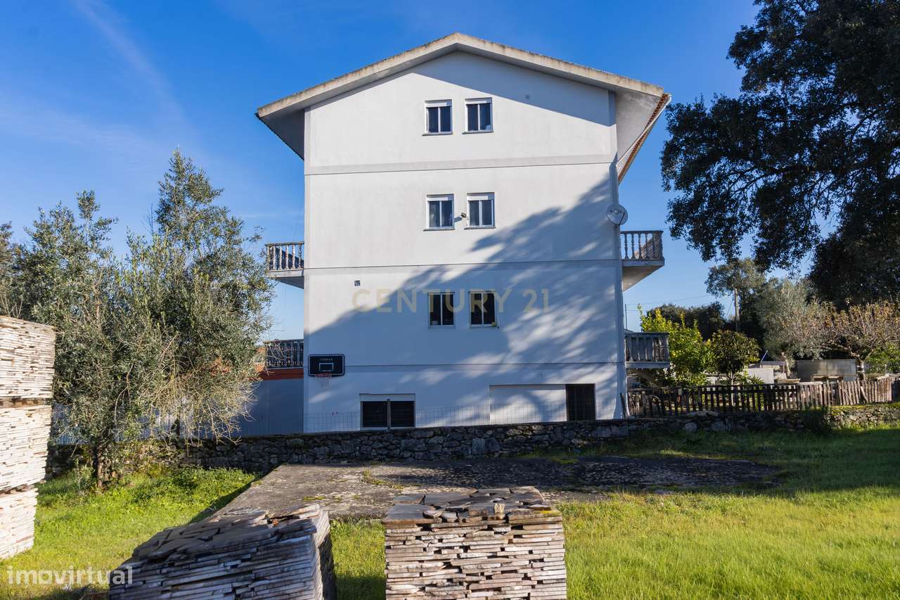 Moradia T6 com 4 pisos e terreno de 2.000m2 em Boleiros - Fátima - Grande imagem: 3/36