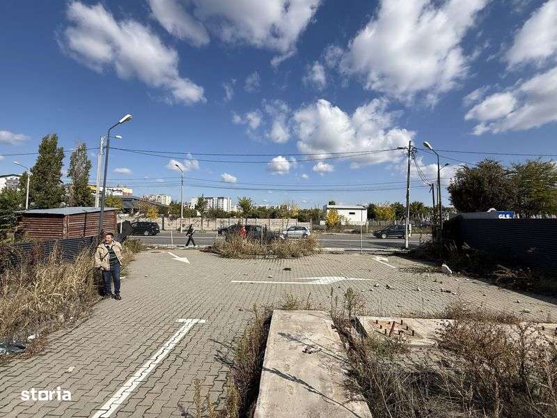 Inchiriez Teren Craiova - 1300 mp, Str. George Enescu, Stradal - Imagine principală: 5/8