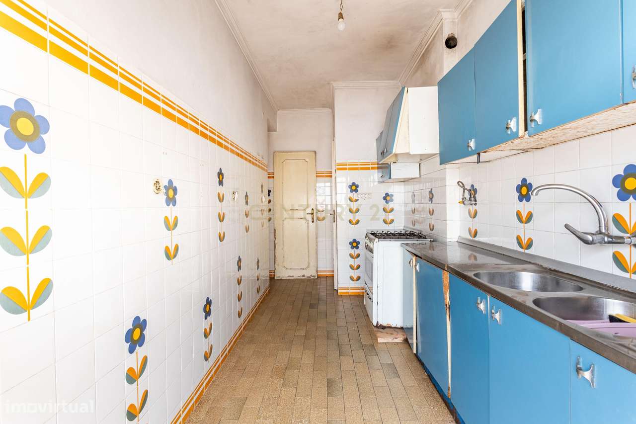 Apartamento T3 para Recuperação em Póvoa de Santo Adrião-16