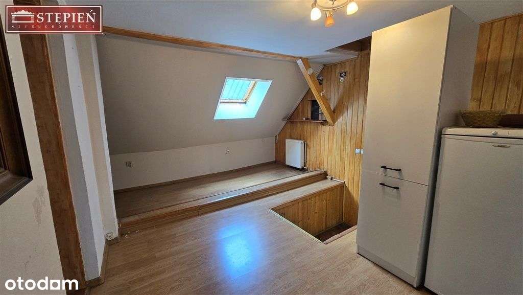 Dwupokojowe mieszkanie na rynku we Wleniu - Pełny obrazek: 4/10