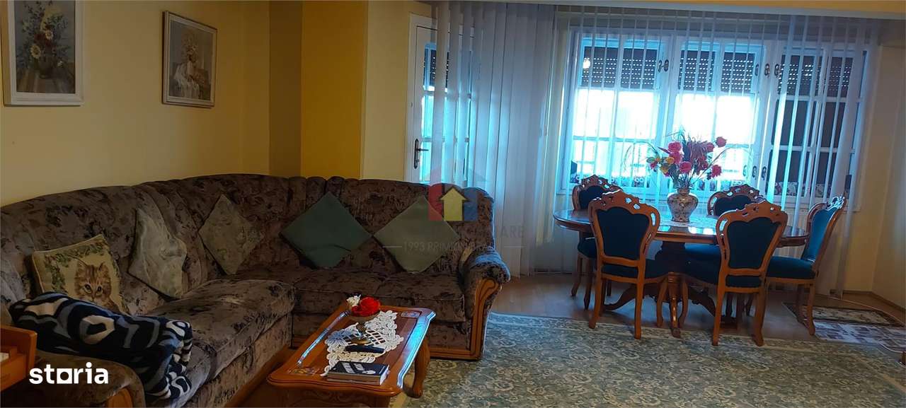 Vila D+P+1+pod  Centru 7 cam Suprafata 480 mp - Imagine principală: 4/20