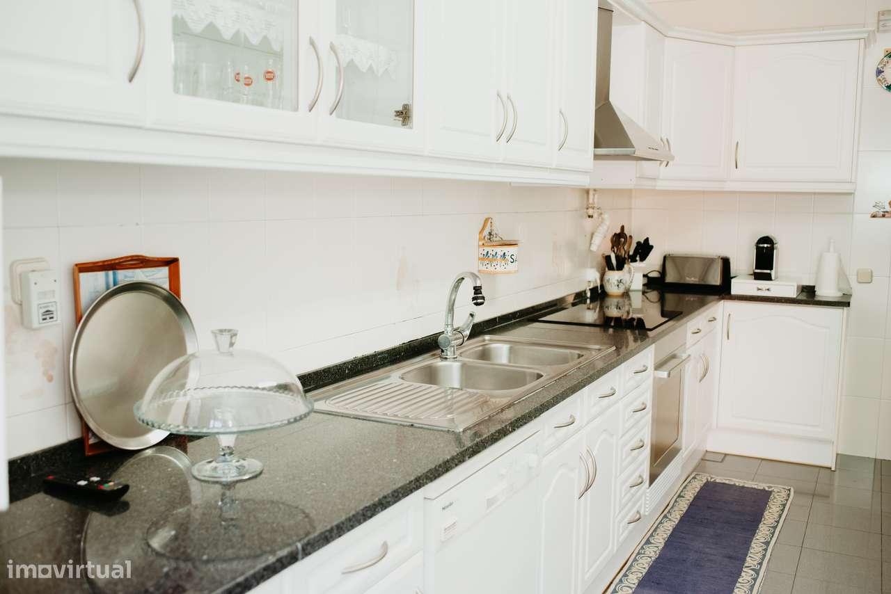 Excelente Moradia em Carnaxide Oeiras - Grande imagem: 5/11
