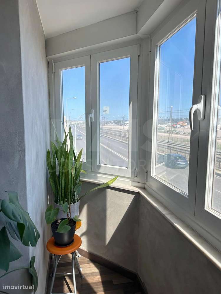 T3 Mobilado - Vista Rio e Estacionamento incluido - Grande imagem: 5/34