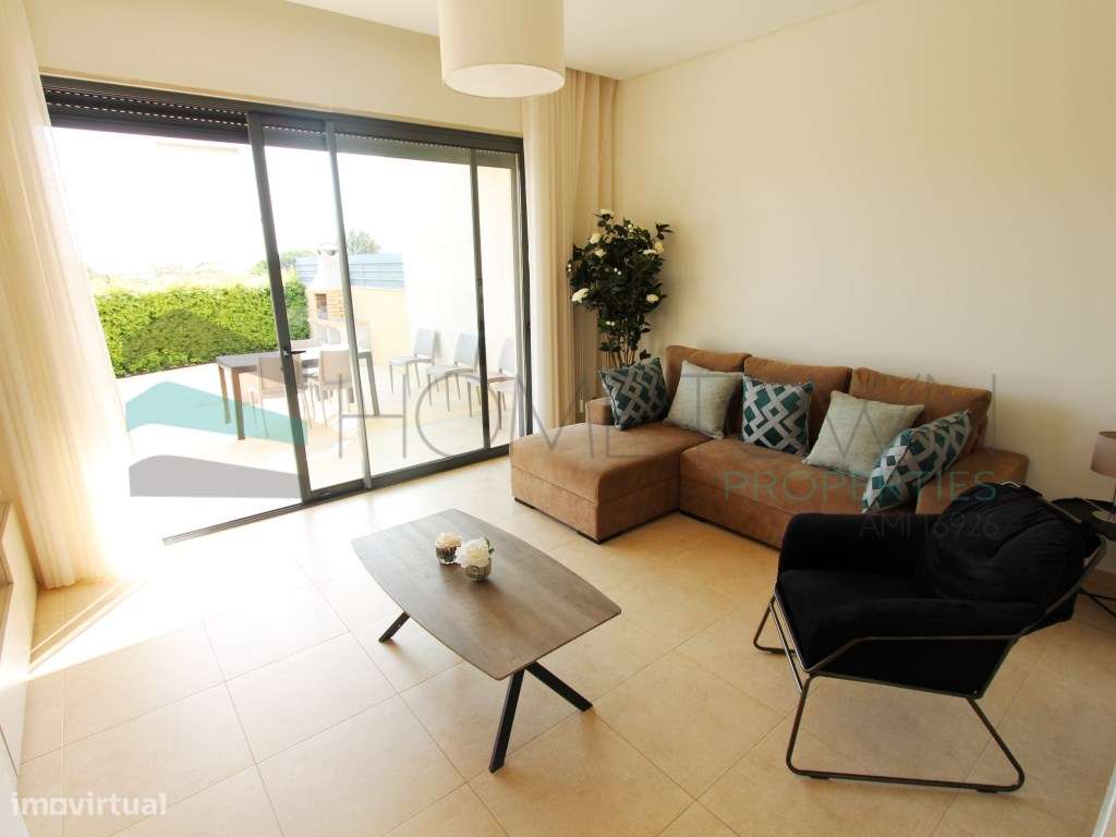 Casa em banda situada num condomínio fechado em Albufeira- Branqueira - Grande imagem: 4/21