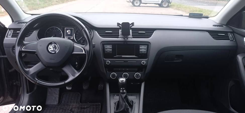 Skoda Octavia 1.4 TSI Active - 10