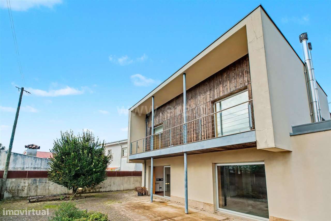 Moradia V3 em Paredes - Grande imagem: 2/16