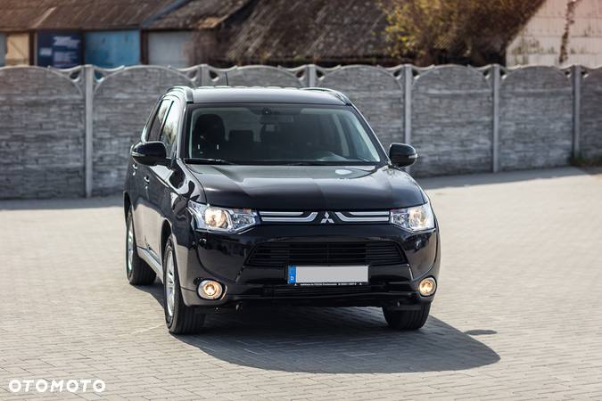 Mitsubishi Outlander 2.2 DI-D 4WD Invite - 6