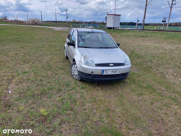 Ford Fiesta 1.25 Ambiente - 9