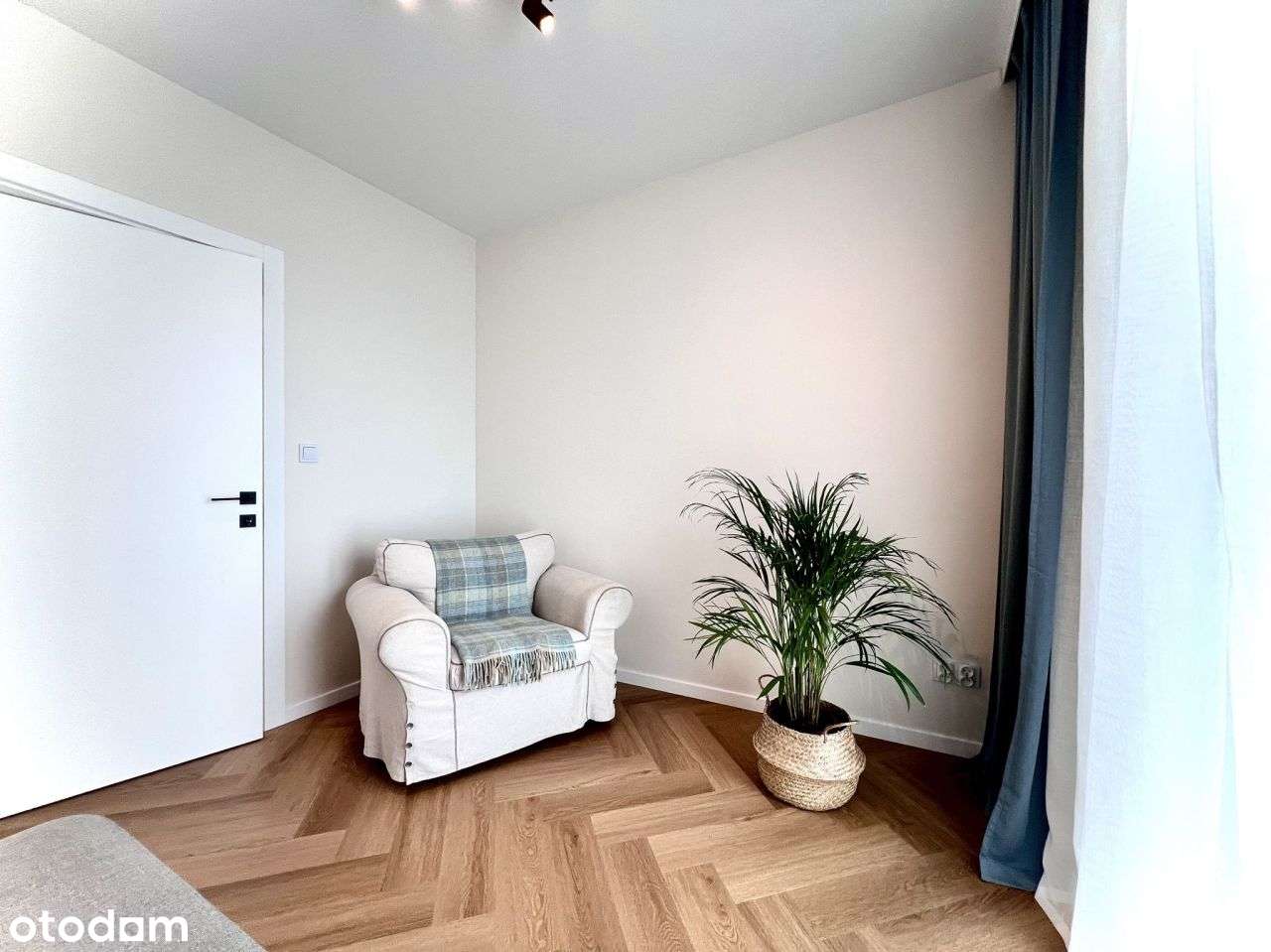 Apartament 3 pok. z balkonem, klimatyzacją i garażem – Cieszyńska-10