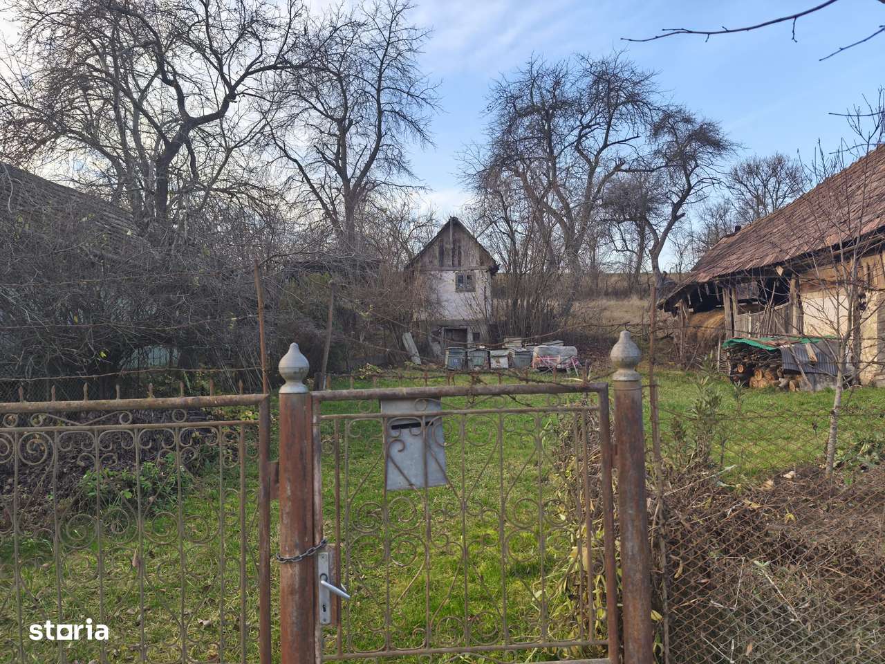 Casa de vanzare in Sacareni - Imagine principală: 2/6