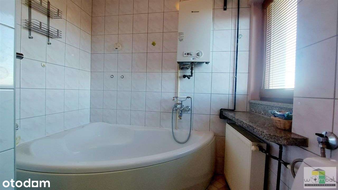 Wolnostojący dom w spokojnej lokalizacji-15