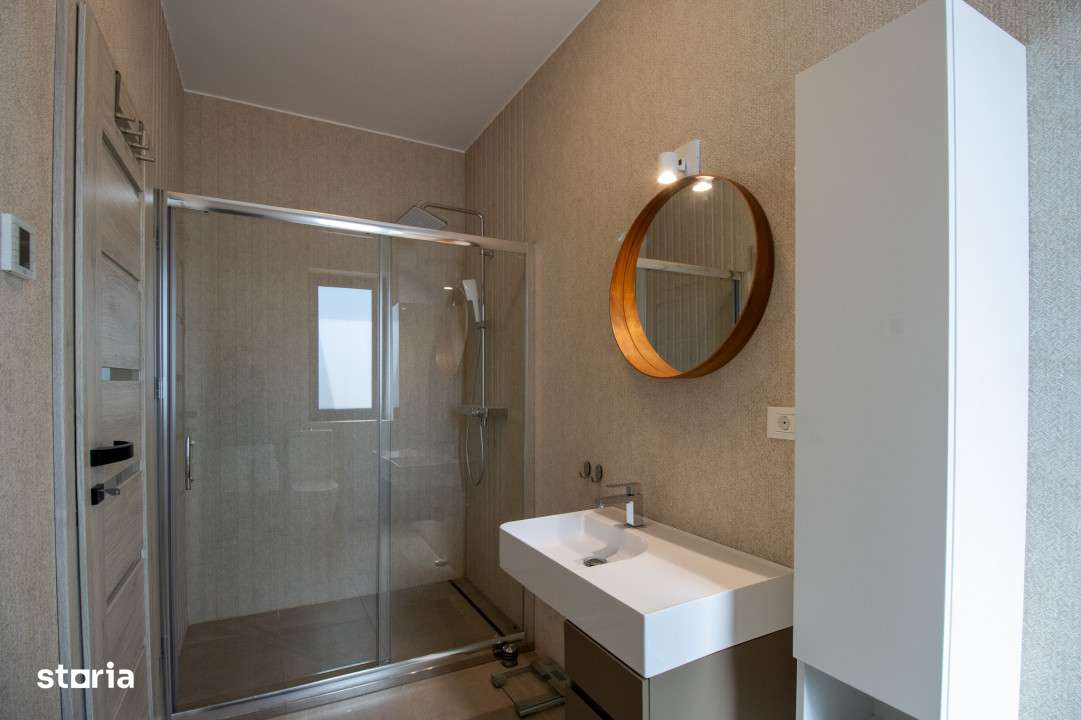 Resedinta de lux cu 5 dormitoare, gym si piscina Iancu Nicolae - Cambr-16