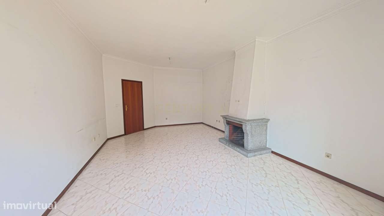 Apartamento T3 em Viseu com Vista e Terraço - Grande imagem: 4/12