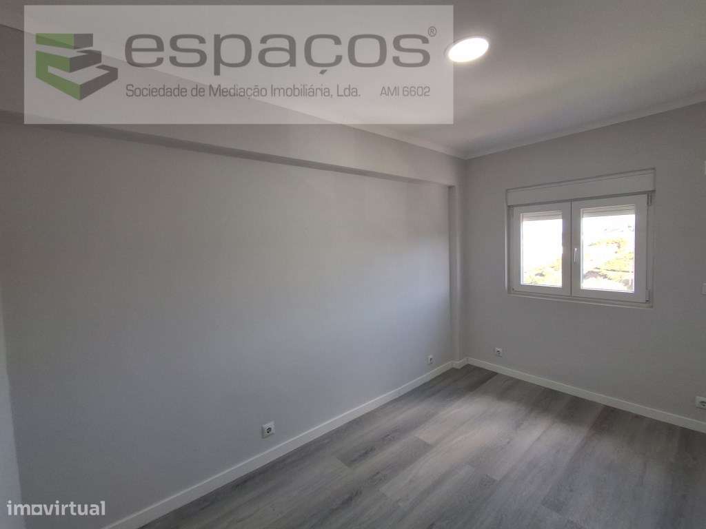 T2 Remodelado na Pontinha, Odivelas-10