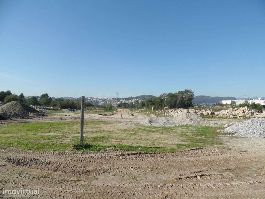 Terreno Industrial em Vila Nova de Famalicão. - Grande imagem: 5/5