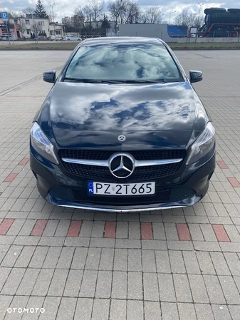 Mercedes-Benz Klasa A 180 d BlueEffICIENCY Edition - 3
