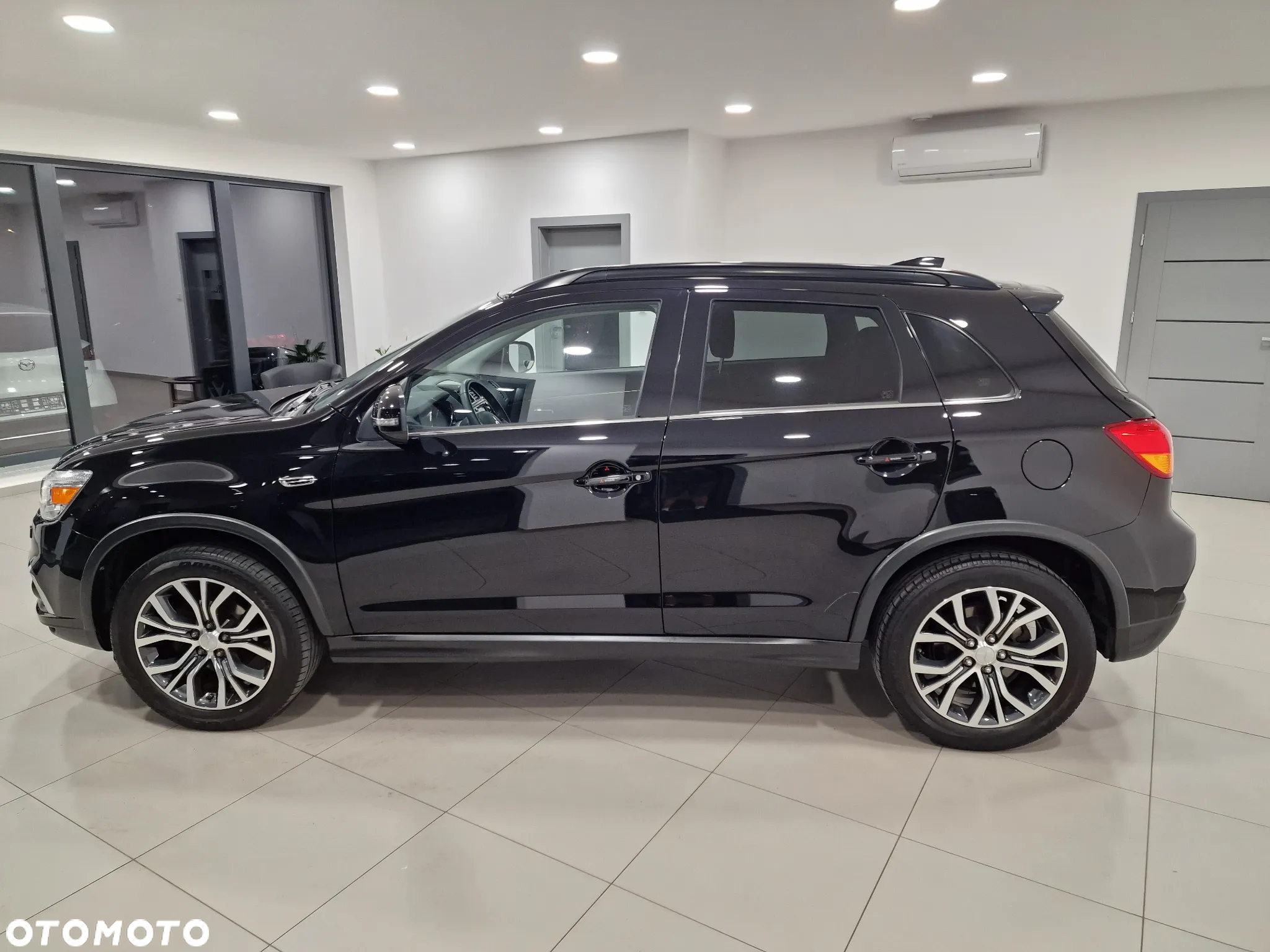 Mitsubishi ASX 1.6 Black Edition - 6