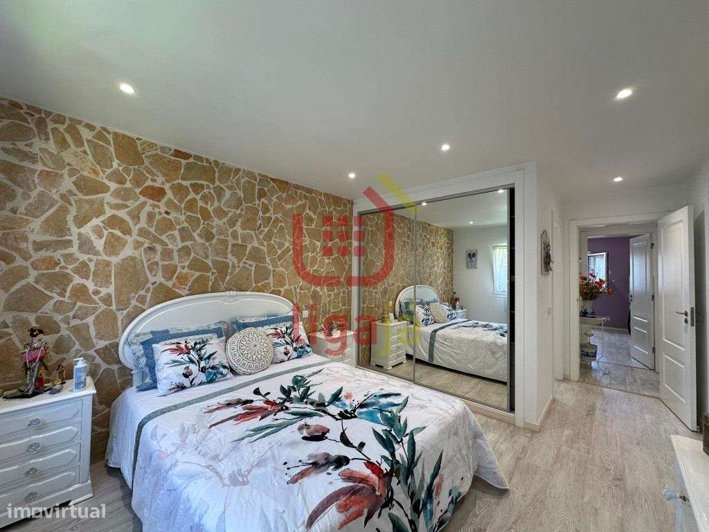 Moradia T3 com terreno - Gondemaria!-12