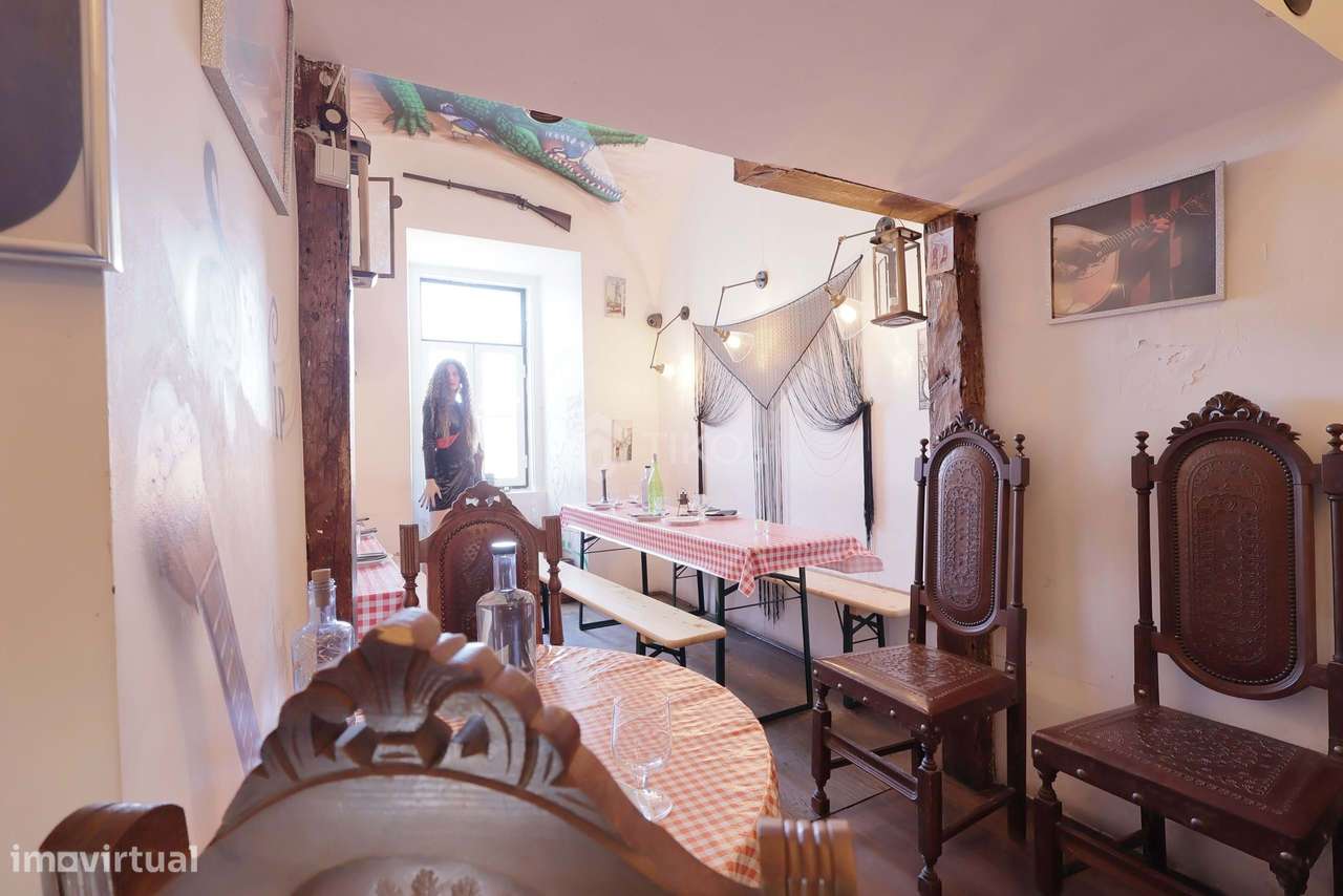 Oportunidade Única: Trespasse de Restaurante "Tasquinha Canto do Fado"-12