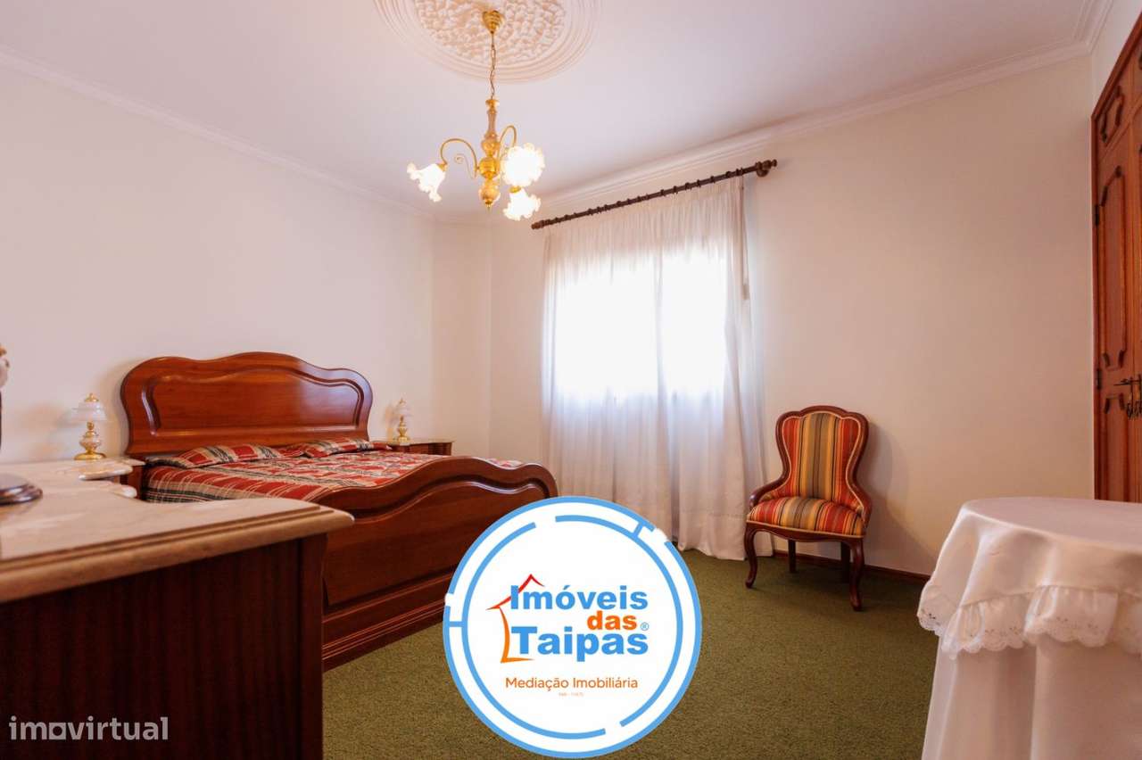 Vende-se Moradia em Barco - Guimarães-21