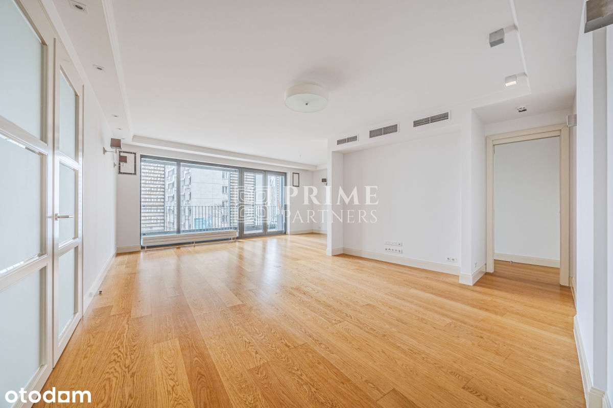 Apartament przy ul. Grzybowskiej 4 z dwoma miejscami garażowymi-15