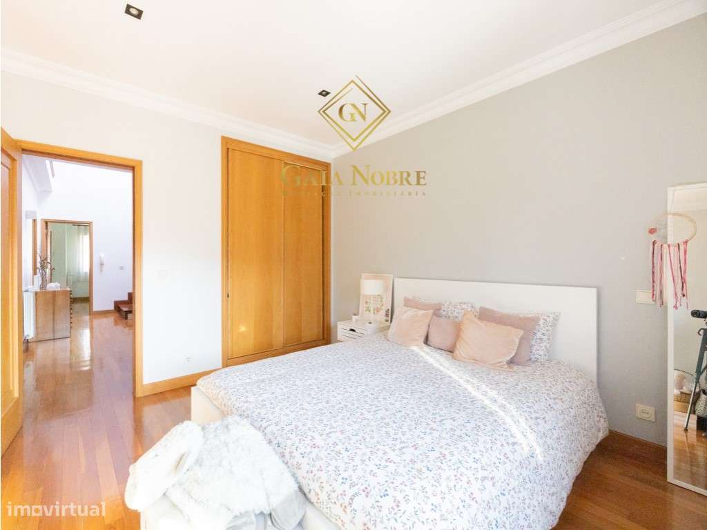 Moradia T4 em Vilar do Paraíso-15