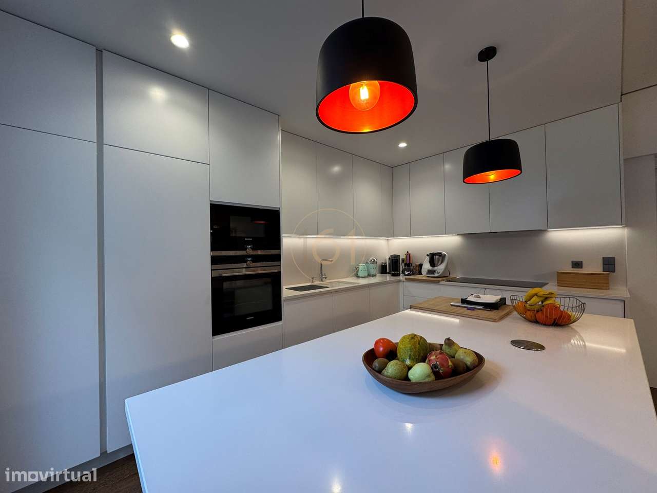 Moradia T3 para venda com logradouro em Lordelo do Ouro - Grande imagem: 4/31